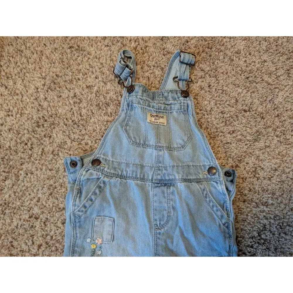 OshKosh B’gosh Baby Light Wash Blue Denim Overalls Size 18M Floral Embroidered